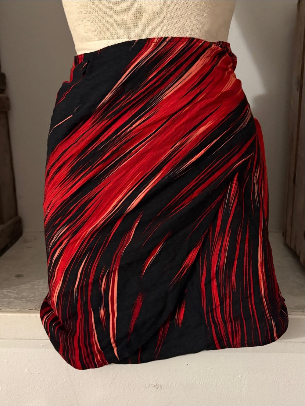 Red and Black Abstract Stripe Wrap Skirt Sarong One Size